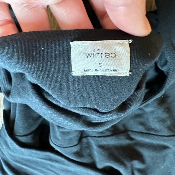 Aritzia Dress - Picture 3 of 3